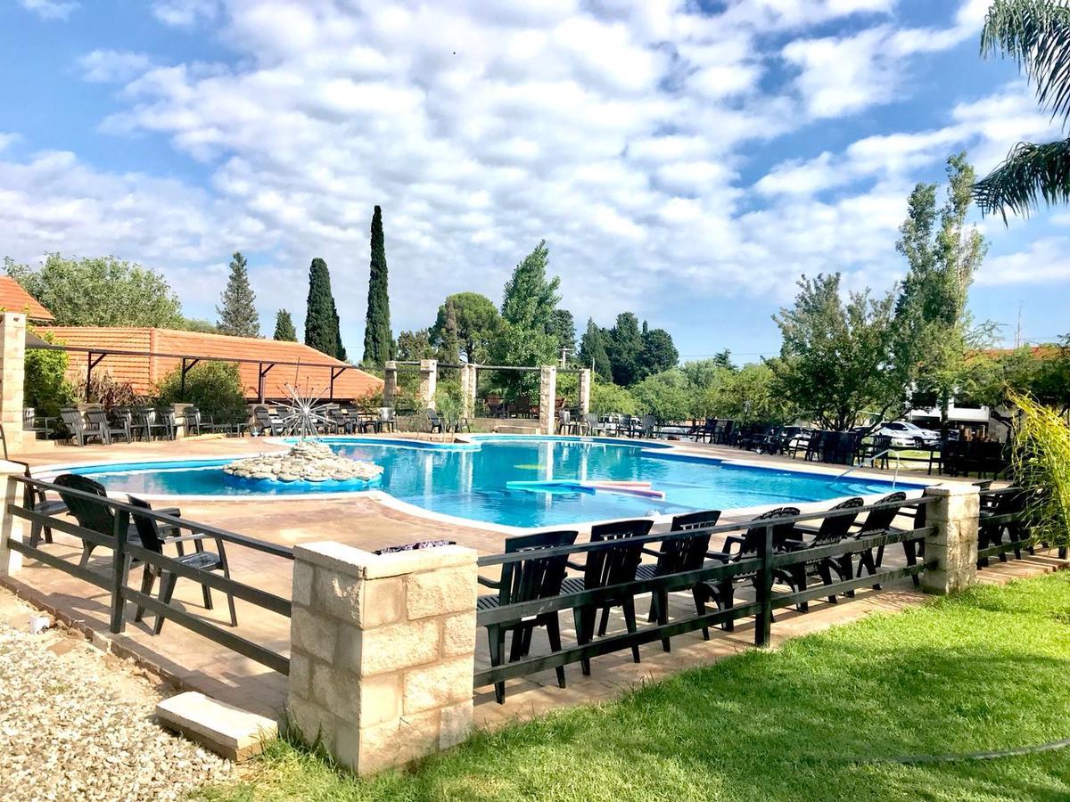 Hotel Torres Del Sol Мерло Экстерьер фото