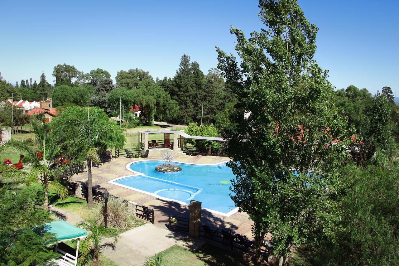 Hotel Torres Del Sol Мерло Экстерьер фото