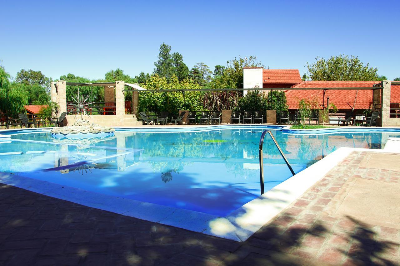 Hotel Torres Del Sol Мерло Экстерьер фото